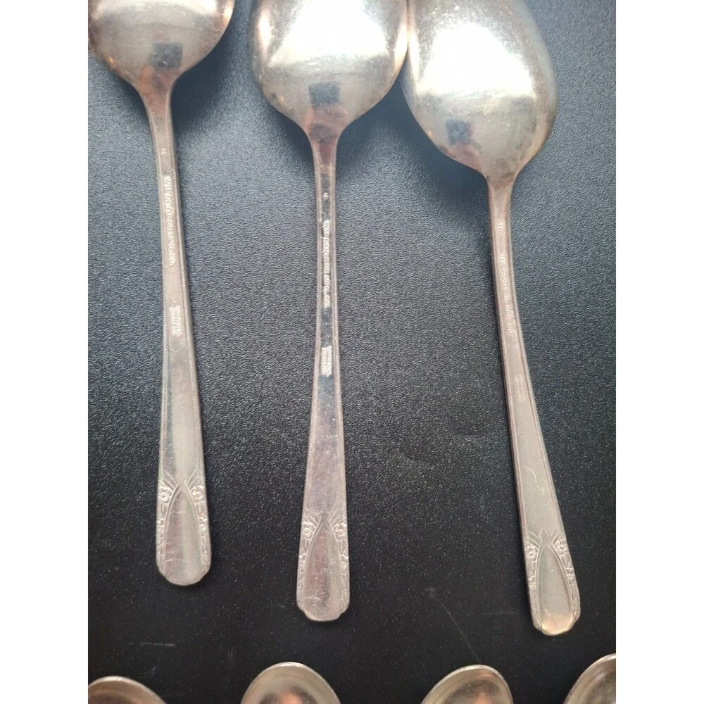 Vintage Lot of 31 Silverplate Spoons New England Silverplate WM Rogers South Sea